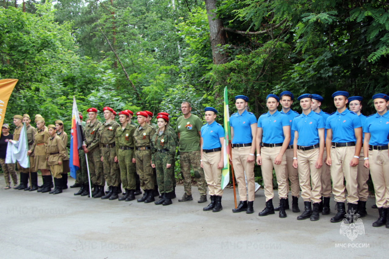 Одна на всех. Мы за ценой не постоим! Военно-спортивная игра "Победа" прошла в Липецкой области